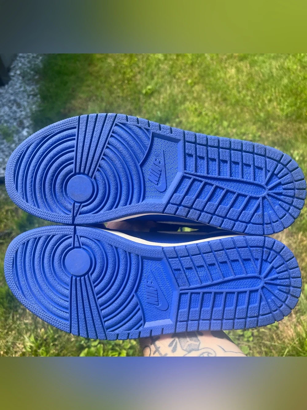 Jordan 1 High OG Hyper Royal Size 10.5M